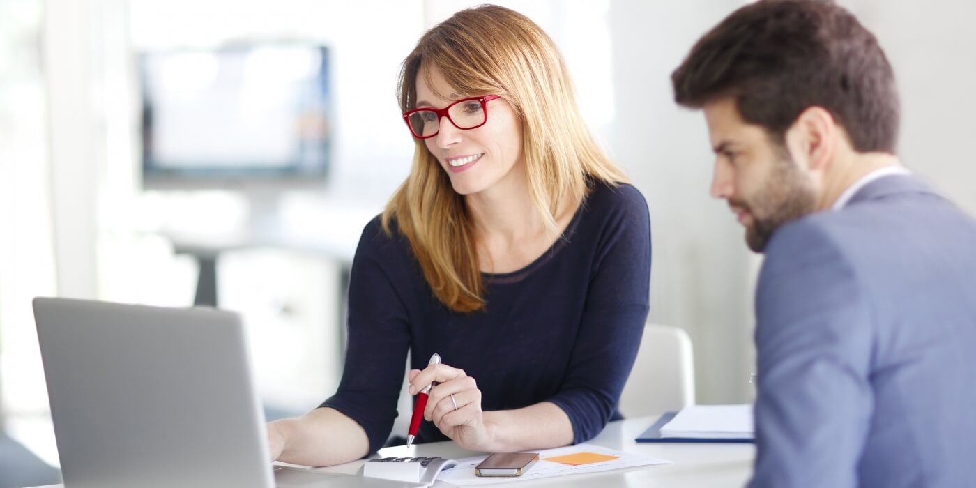 carian website advisory responsive career red mobile friendly